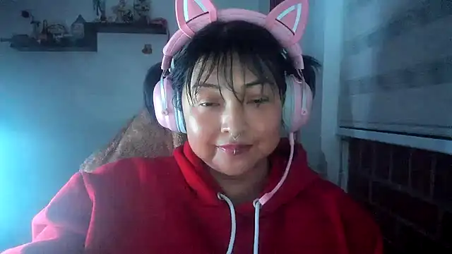 Chat XXX ao vivo de Shaddycute_