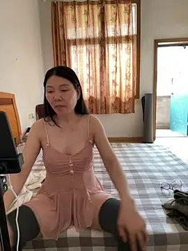 xiiuuff18 网络视讯表演