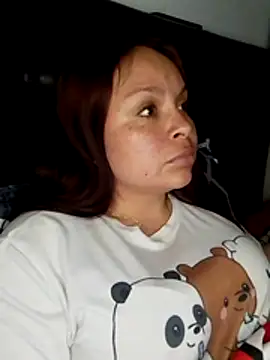 Lina19_93's Live XXX Chat