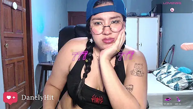 DanelyLopez Chat XXX live