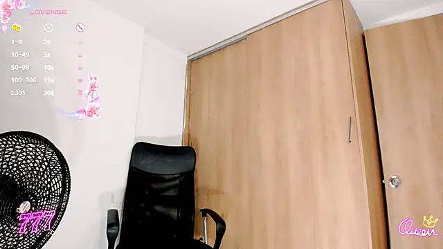 Živý XXX chat Nicol_ofi24