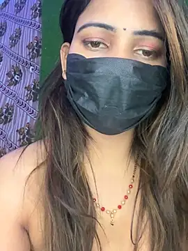 CUTI-NAINA Live XXX Chat