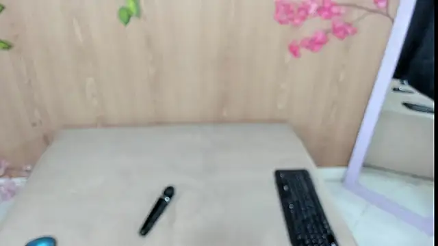 jenelotizz06's Webcam Show