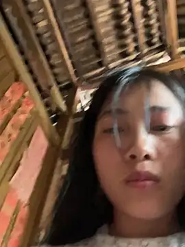 LyLyX09のライブXXXチャット