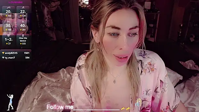 Chat XXX en directo de AnnieGOld_