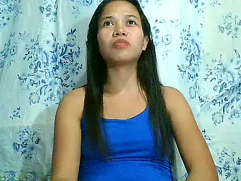 XXX chat uživo modela PinaySkinnyGirl