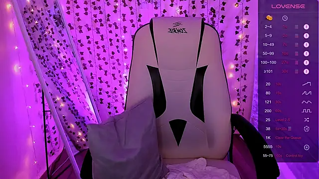 Chat +18 de AnyaTaylor_ ao vivo