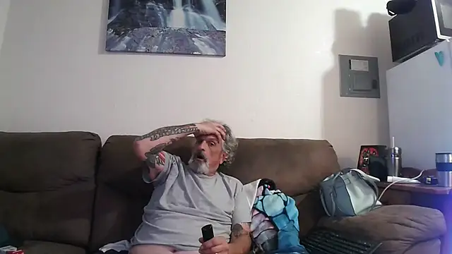 XXX chat uživo modela Harley1414Vicky