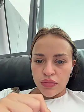 AngelinaTeller's Live XXX Chat