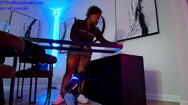 BriannaBrave Live XXX Chat