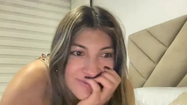 LunaBeya Live XXX Chat