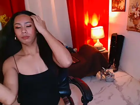 kylieEmparadon Webbikameraesitys