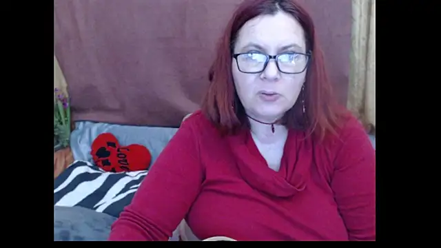 PlayfullMature Live XXX-chat