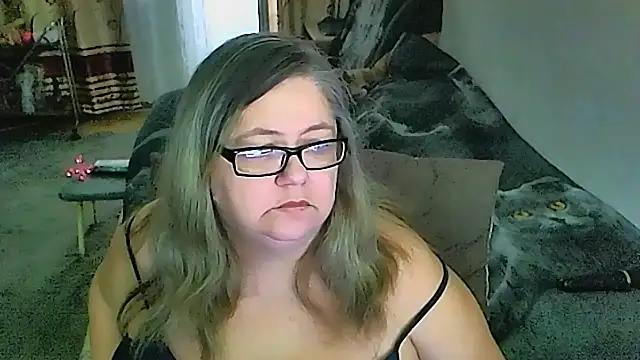 sex2 Adlı Modelin Canlı XXX Sohbeti