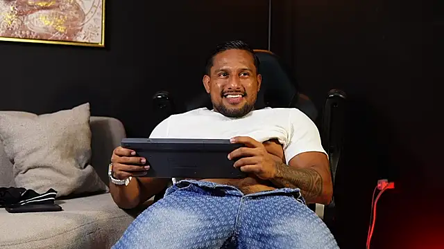 CallumMuscle – Kamerová šou