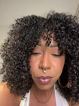 dianagolley420's Live XXX Chat