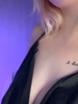 KellyMoors 라이브 XXX 채팅