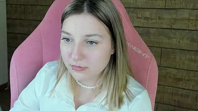 Chat XXX en directo de TinnaBurton