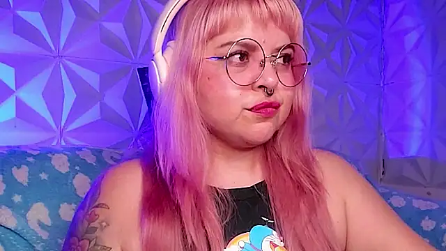 Živý XXX chat Satyn_doll