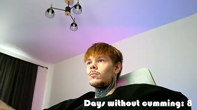 DENIS_HERE Pertunjukan Webcam