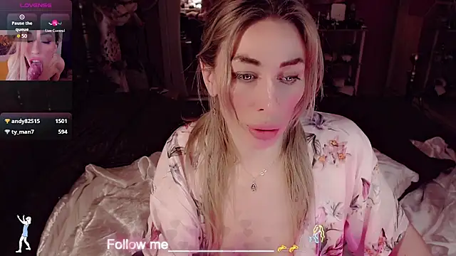 AnnieGOld_ লাইভ XXX চ্যাট