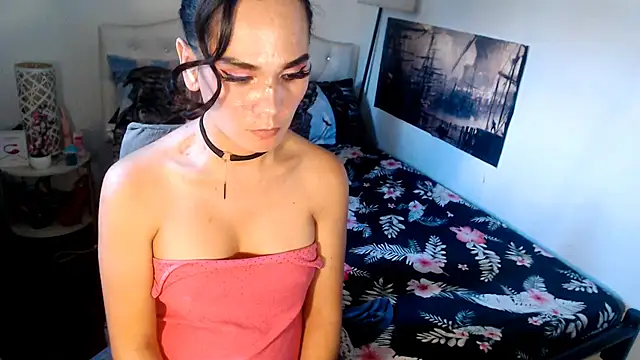 NinaDOM4CUM 即時 XXX 聊天