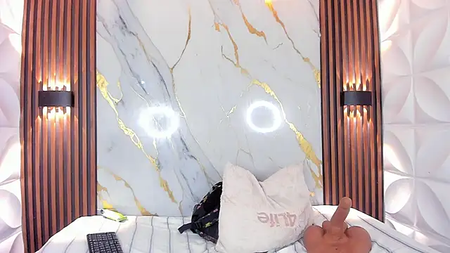 Taira_Bms: απευθείας συνομιλία ΧΧΧ