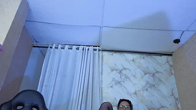 QueenSallyDesire 라이브 XXX 채팅