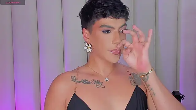 sam_phillipss Show Webcam