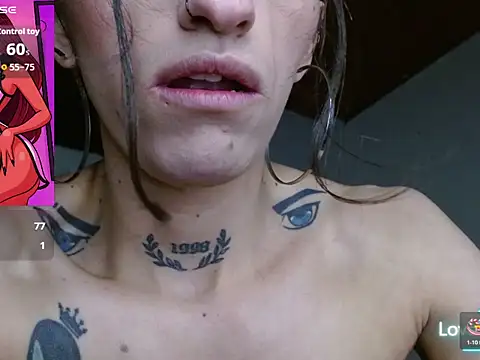 Show modela Scarlett_crastrawberry na web-kameri