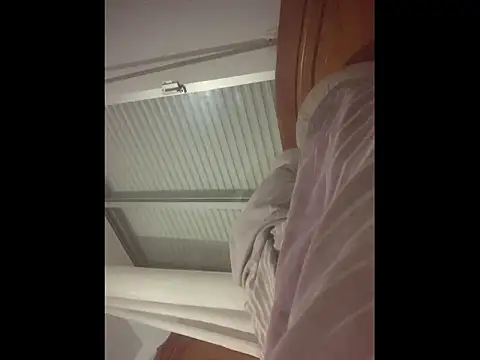 lucky1661 live XXX chat