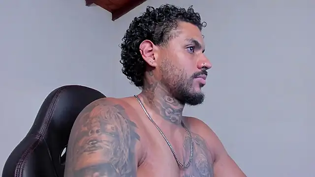 LuigiVitale_1 live XXX chat