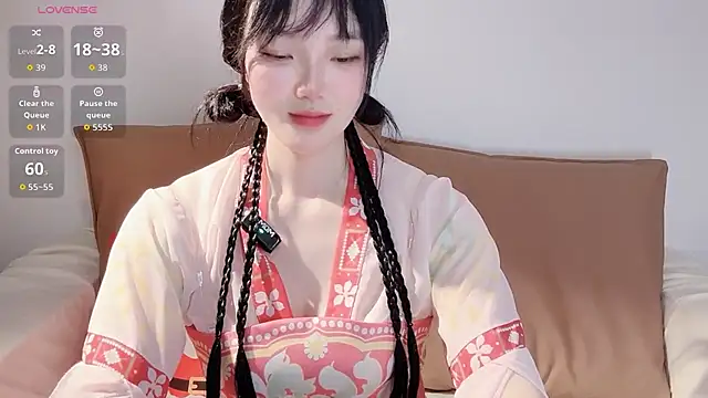 upoo7lt's Live XXX Chat