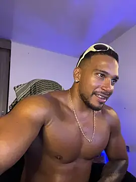 FreszX: διαδικτυακό σόου στην κάμερα