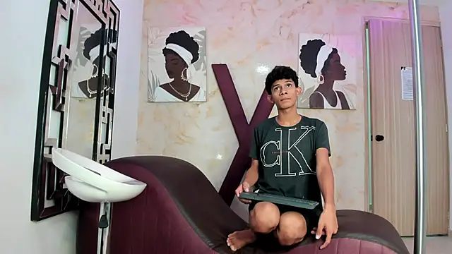 PRETTY_COCK1 网络视讯表演