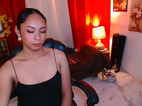 kylieEmparado Show Webcam