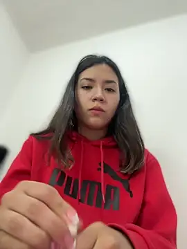 Mila_Morgan Chat XXX in diretta