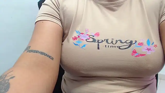 BearishMajor Live XXX Chat