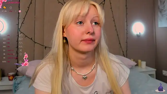 AdeleSilvy – Live XXX-chat