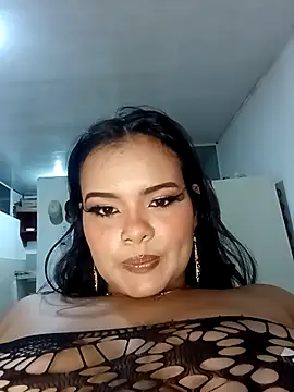 Онлайн чат XXX Emily_Rouse23