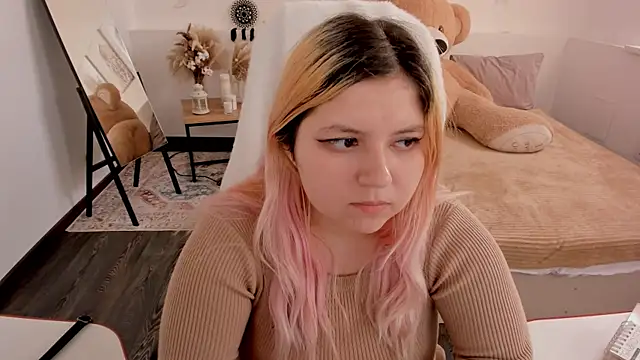 DiaAngell Chat XXX live