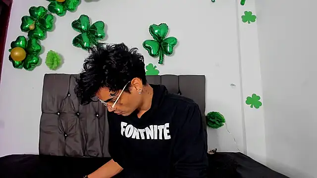 Chat XXX en directo de Gay_Red_Room