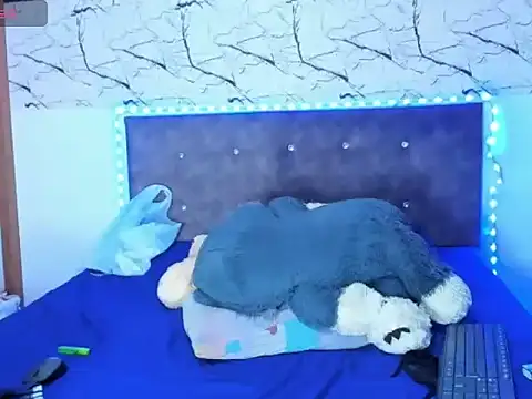 Thanos-22cm Webcam Show