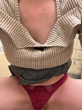 makomakos2 Chat XXX live