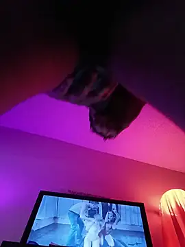 _Ramone666: διαδικτυακό σόου στην κάμερα