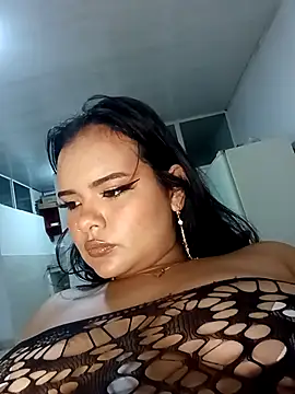 Emily_Rouse23 即時 XXX 聊天