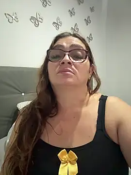 Chat +18 de ANTONELLA_VIOLETA_ ao vivo