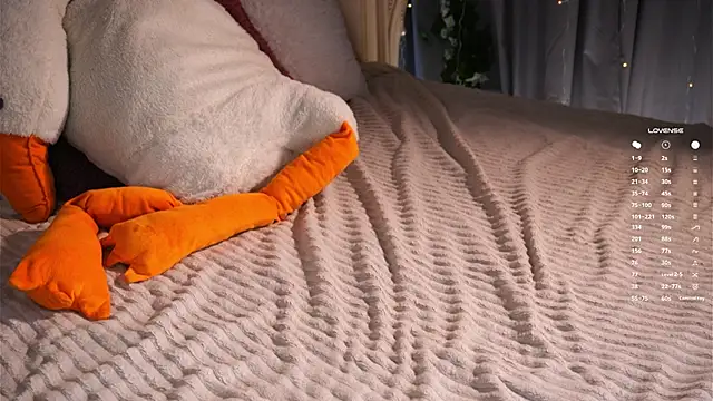 MonaEldon: вебкам-шоу