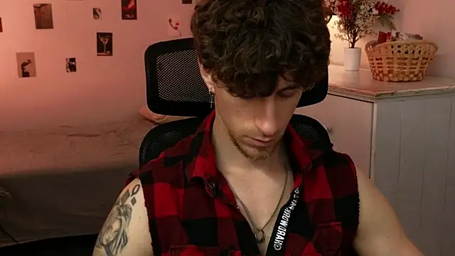 mark_caron: онлайн-секс-чат