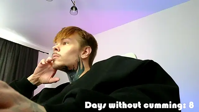 DENIS_HEREのライブXXXチャット